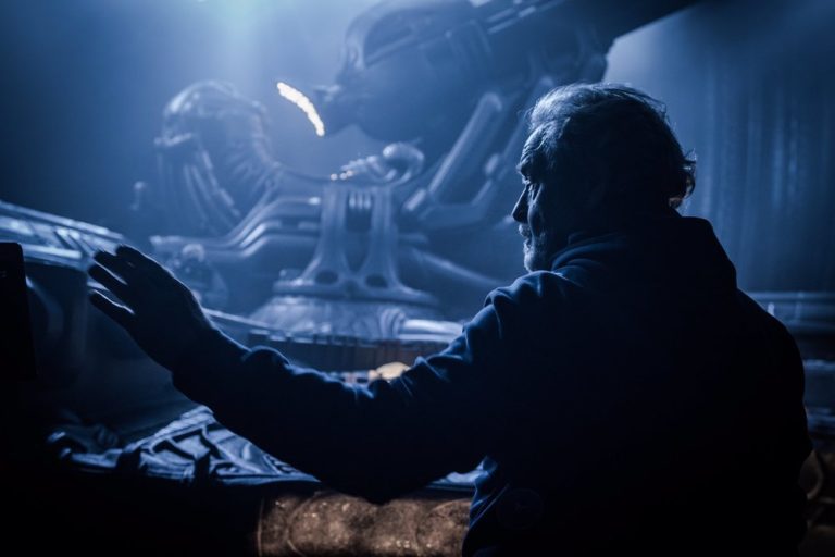 Aşezaţi-vă liniştiţi! Ridley Scott vrea alte şase filme Alien!