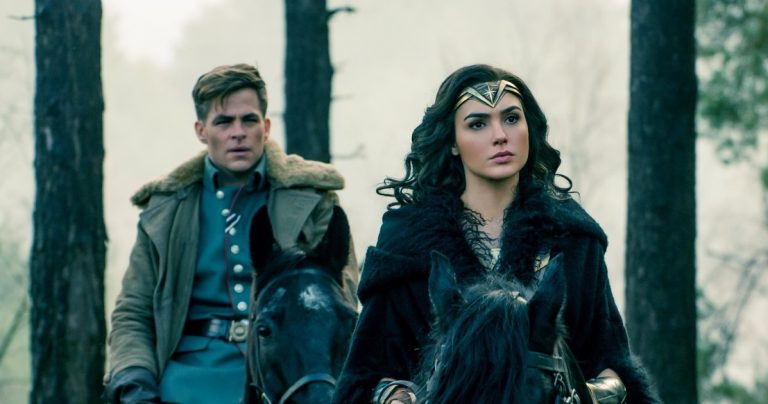 Wonder Woman. În spatele fiecărei femei de succes se află un căpitan de pe Enterprise