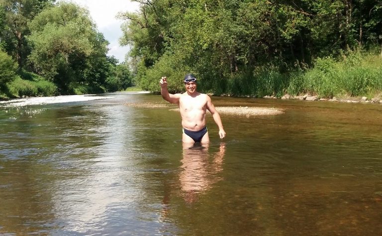 Avram Iancu și-a început AVENTURA. 60 de zile înot, de-a lungul Dunării, pentru a stabili un record mondial