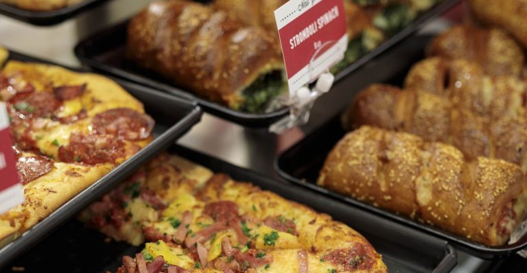 Prima pizzerie SBARRO s-a deschis în Bucureşti Mall. Urmează alte 30!