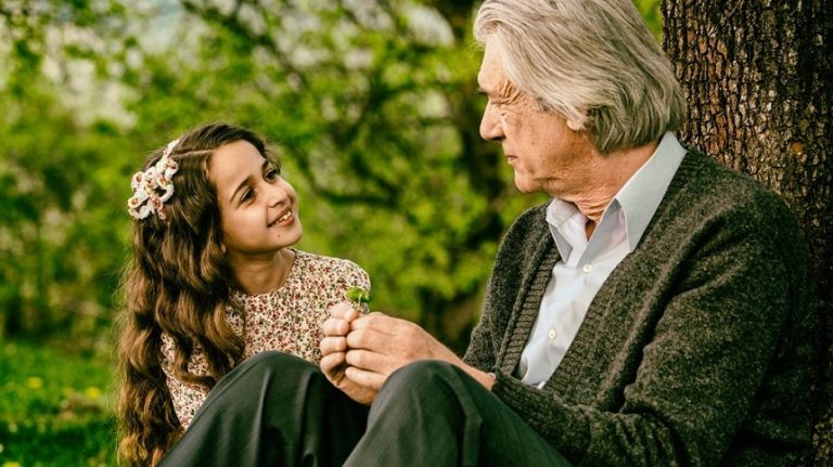 OCTAV, pe DVD. Filmul cu Marcel Iureș este acum în rețeaua Cărturești